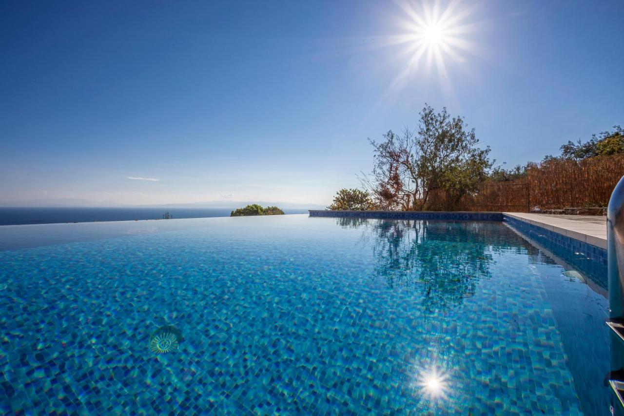 Olea Skopelos Villas With Swimming Pools & Sea View Panormos  エクステリア 写真