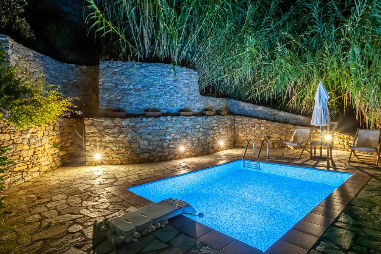 Olea Skopelos Villas With Swimming Pools & Sea View Panormos  エクステリア 写真